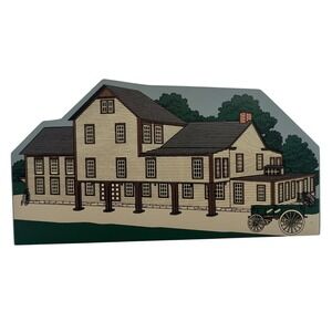 Hometowne Collectibles Gruber Wagon Works Reading PA 250th Ann Shelf Sitter 1998
